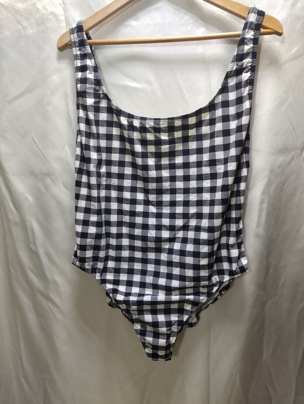 J.Crew Scoop back one-piece swimsuit oversized gingham ivory black sz 16 H7647